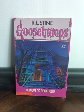 R.L.Stine Goosebumps WELCOME TO DEAD HOUSE 1ST In Series 1992